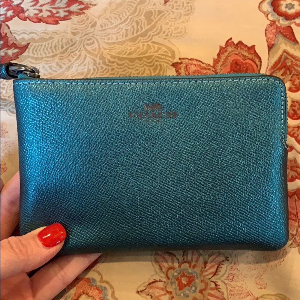 Beautiful Coach mini purse!